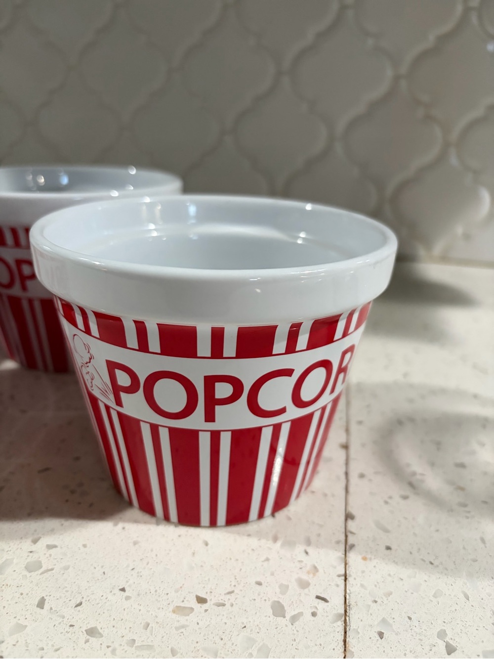 Red Popcorn Stripe Snack Cups - Set of 4 (Brand Unspecified) - Picture 2 of 5